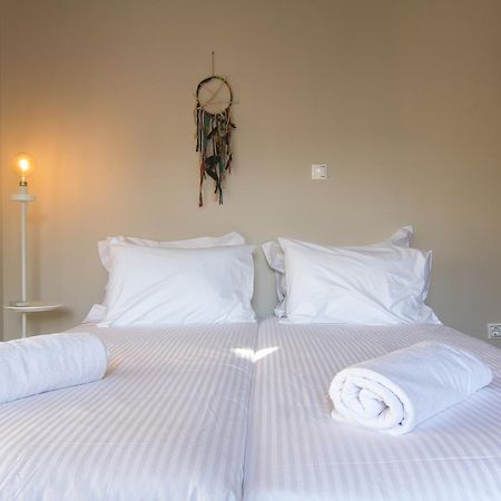 Aba Junior Apartment Veikou Street Athens Ngoại thất bức ảnh