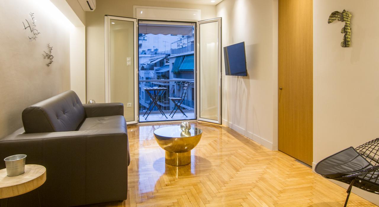 Aba Junior Apartment Veikou Street Athens Ngoại thất bức ảnh